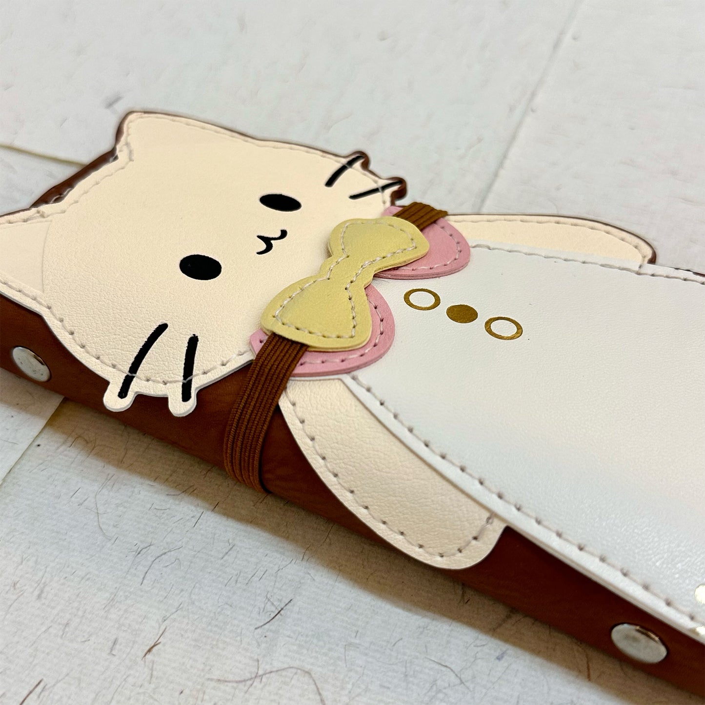 Whisker Bow