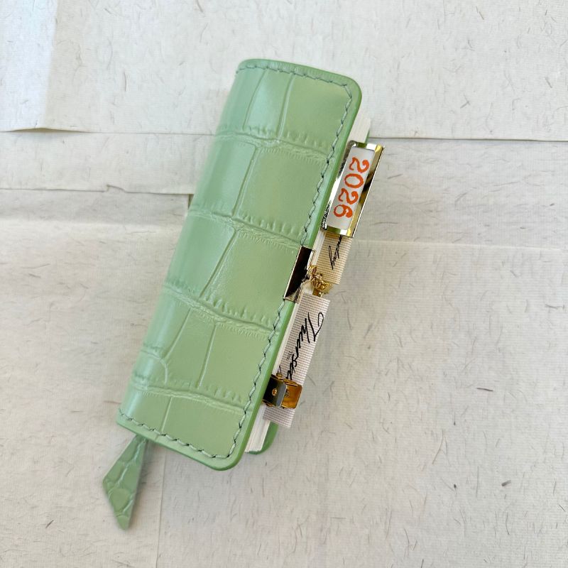 Mint Clutch