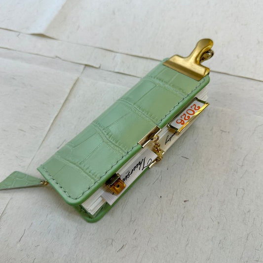 Mint Clutch