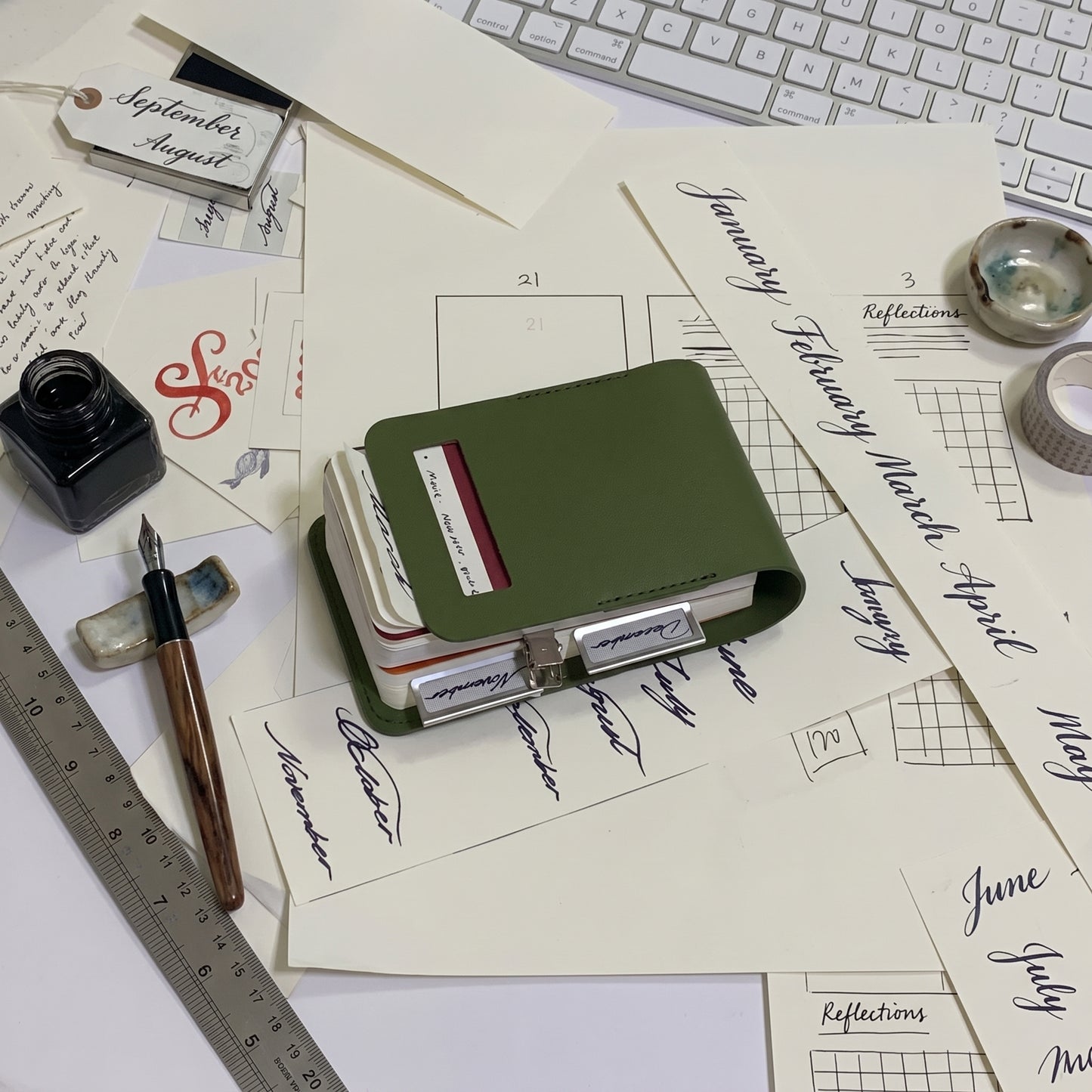 Bookmark & Spiral Pen Holder Set