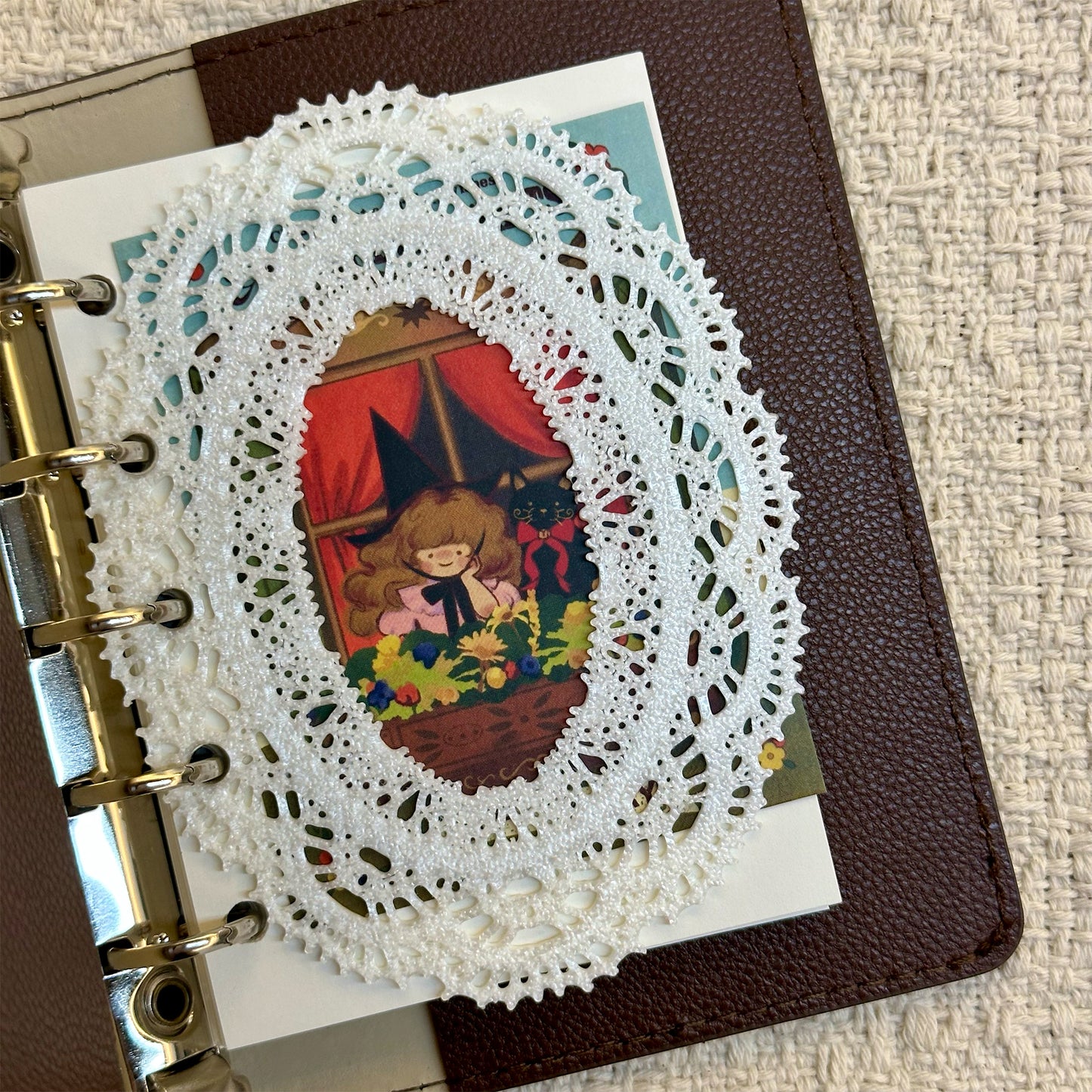 Dreamlace Divider