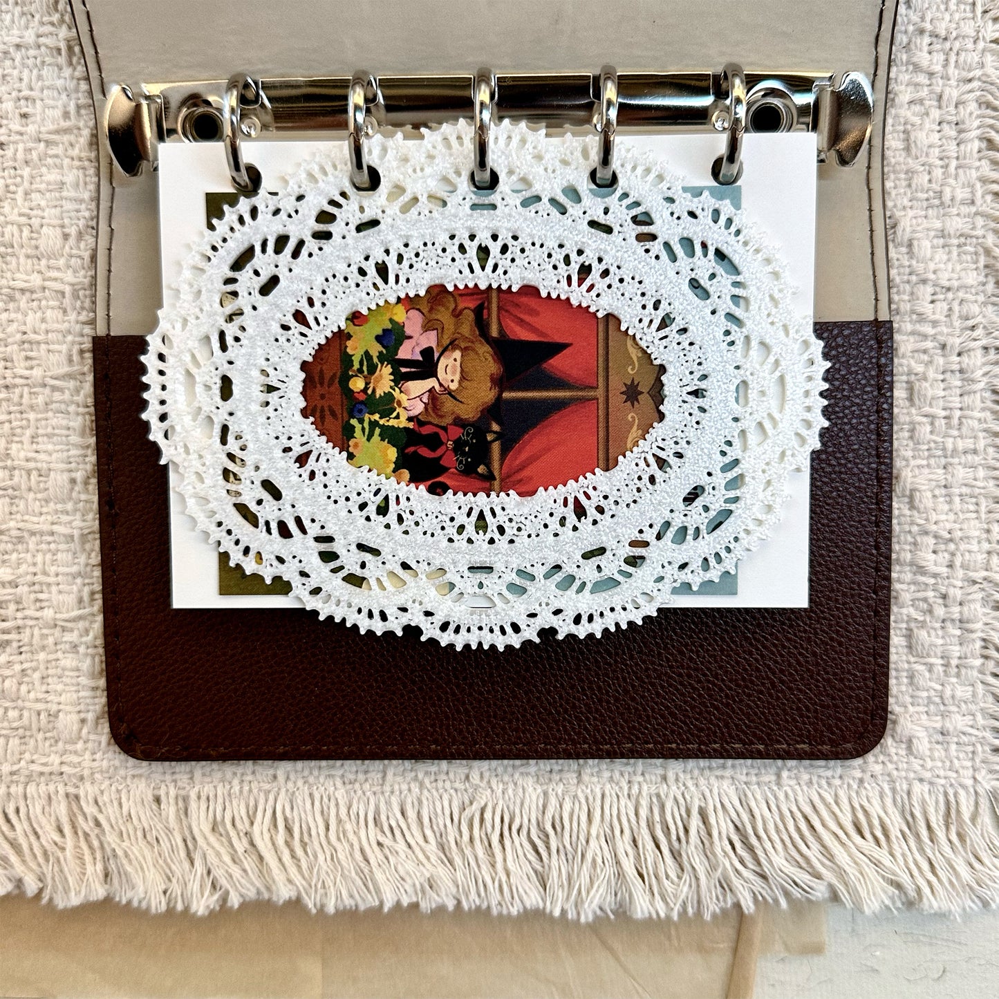 Dreamlace Divider