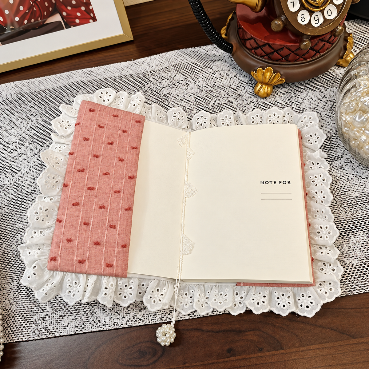 Blush Cameo