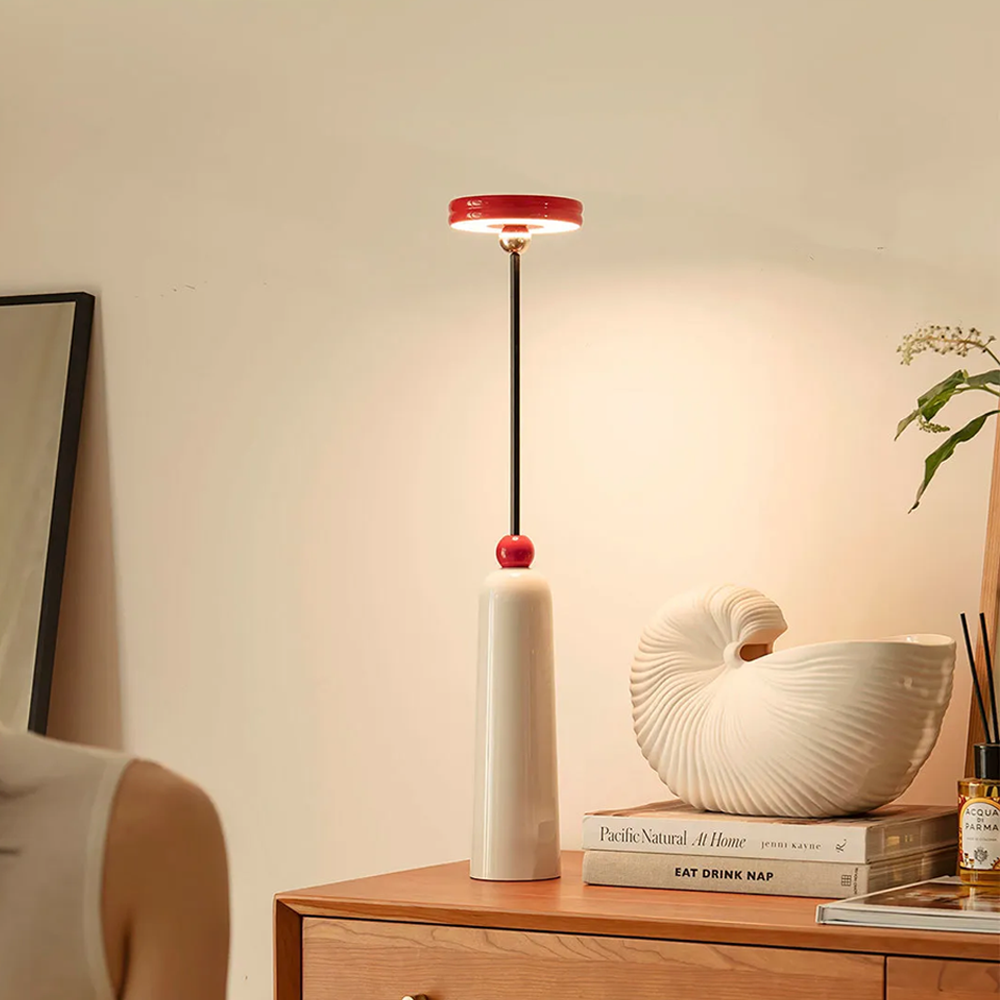 2-in-1 Magnetic Detachable UFO Telescopic Lamp